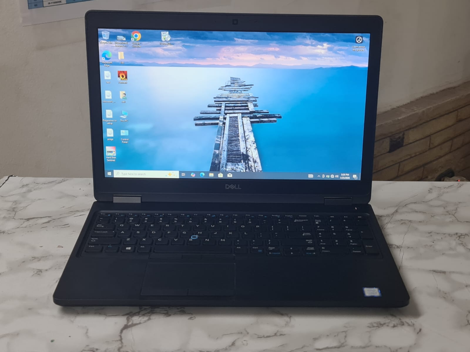 Dell Latitude E5590 Corei7 – 8650U – 8G Ram – 256G SSD – screen 15.6