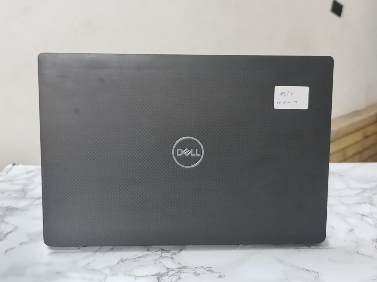 Dell Latitude 7400 Intel Core I5-8265U 8GB Ram 256GB SSD Intel UHD Graphics 620 14″ Inch FHD