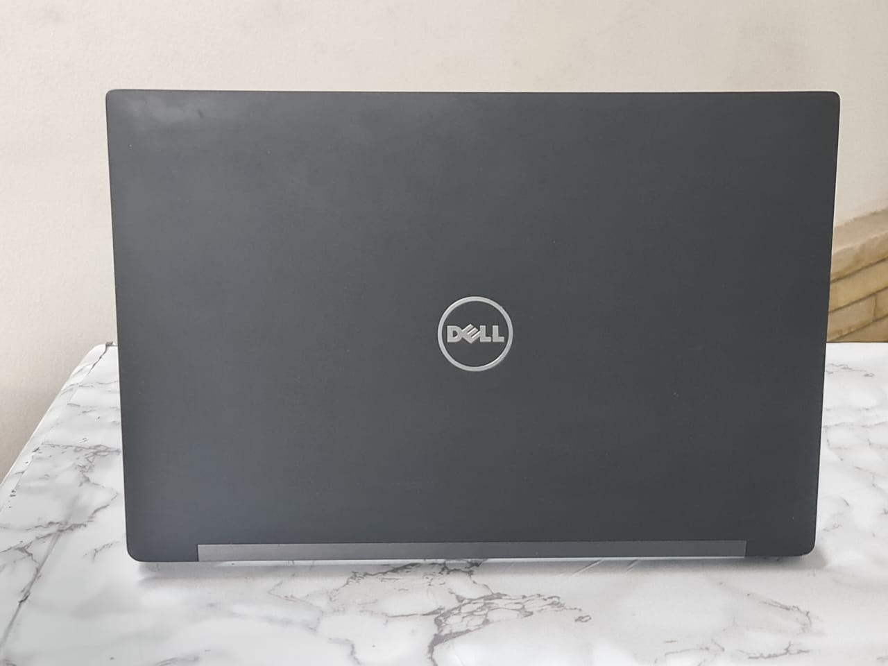 لابتوب Dell Latitude E7480: الأداء المتفوق والتصميم الأنيق لمهنيي الأعمال – كور اي7 جيل سابع - 7