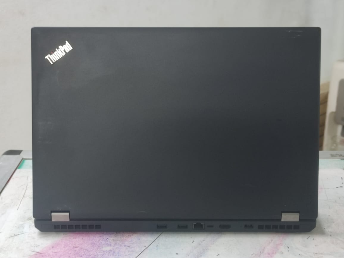 Lenovo P50 – Intel Core I7-6700Hq @ 2.70 Ghz – 500 Gb ssd – 16 Gb Ddr4 القوي الشرس للألعاب والجرافيك – من افضل الاجهزة الورك استيشن