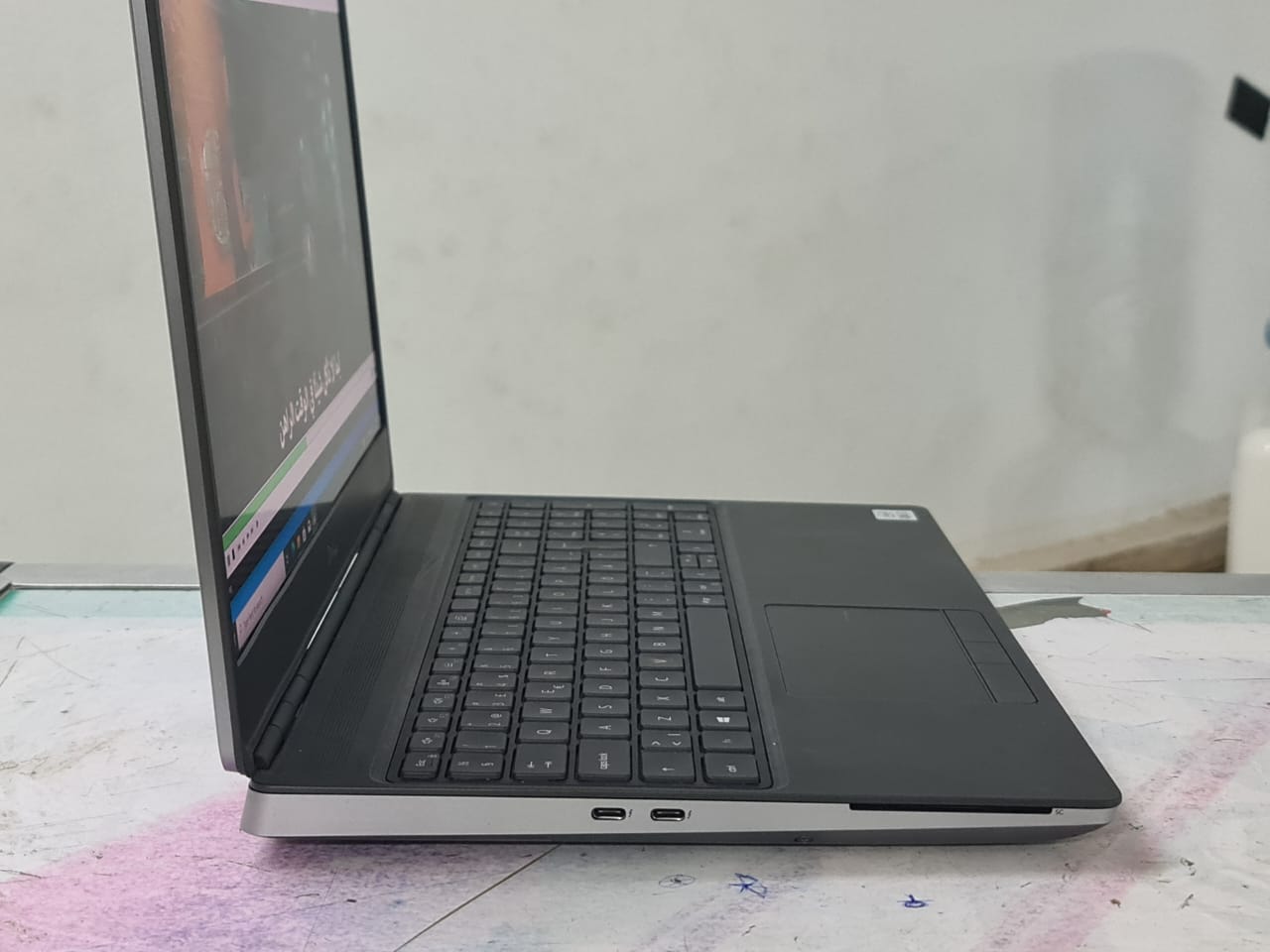 Dell Precision 7550, 15.6 inch FHD Laptop – Intel Core i7-10875H, 32GB DDR4 RAM, 512GB SSD, NVIDIA RTX 5000 16GB