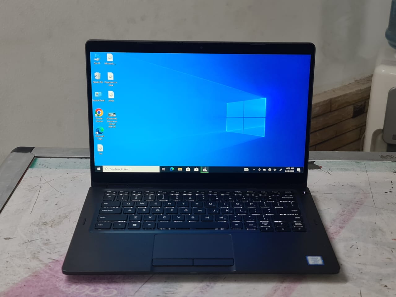 Dell Latitude 13 5300 2-in-1 8th Gen. Core i7 Ram 8 GB SSD 256GB 13.3 FHD Touch X360 Gorilla Glass Screen Windows 10 Pro - 4