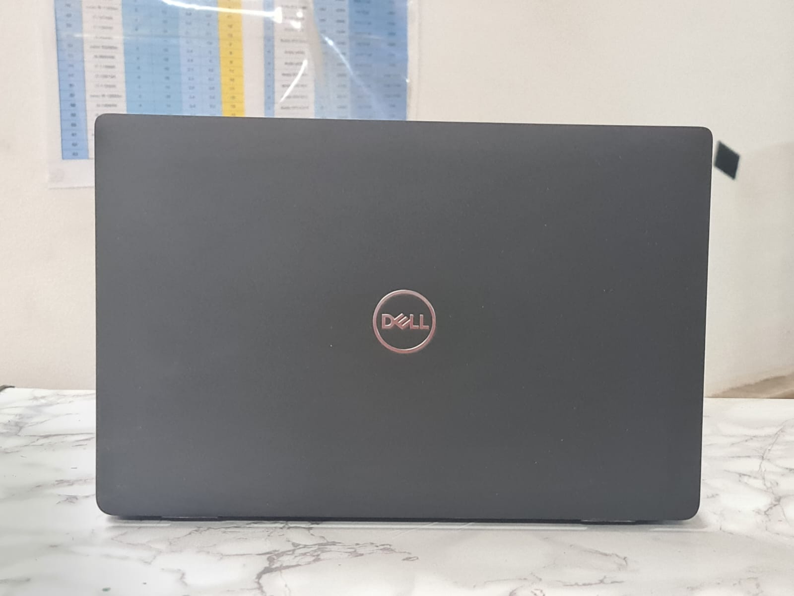 ديل لاتيتود 7320 – زي الجديد – معالج إنتل Core i7 الجيل الحادي عشر، رام 32 جيجابايت، قرص SSD NVMe بسعة 256 جيجابايت، كرت شاشة Intel Iris Xe، شاشة 13.3 بوصة FHD